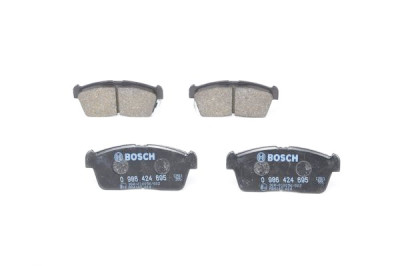 Jeu de 4 plaquettes de frein BOSCH 0 986 424 695