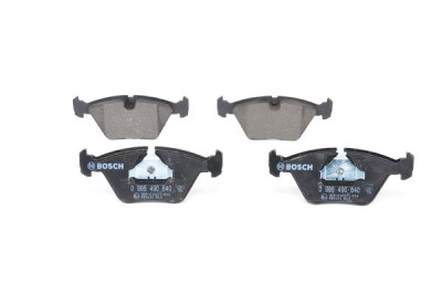 Jeu de 4 plaquettes de frein BOSCH 0 986 490 640