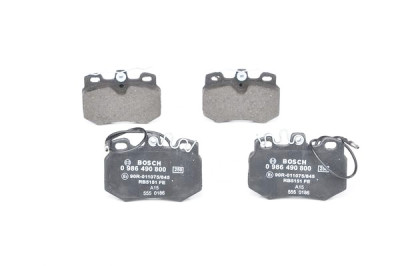 Jeu de 4 plaquettes de frein BOSCH 0 986 490 800