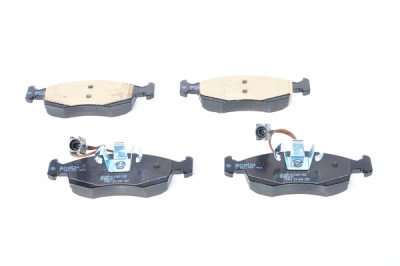 Jeu de 4 plaquettes de frein BOSCH 0 986 494 463