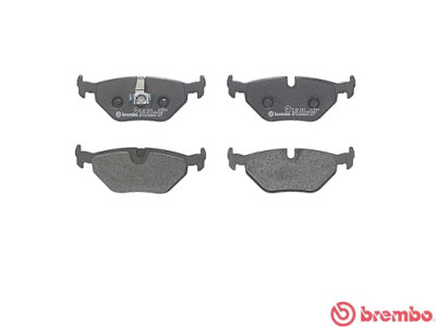 Jeu de 4 plaquettes de frein BREMBO P 06 025