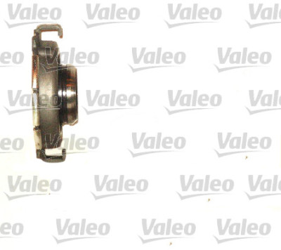 Kit d'embrayage VALEO 801303