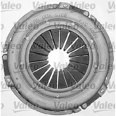 Kit d'embrayage VALEO 826025