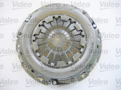 Kit d'embrayage VALEO 826044