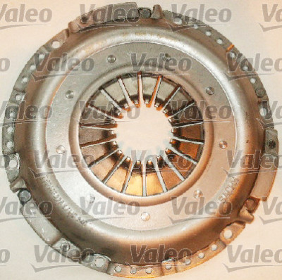 Kit d'embrayage VALEO 826454