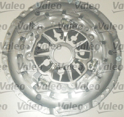 Kit d'embrayage VALEO 826496