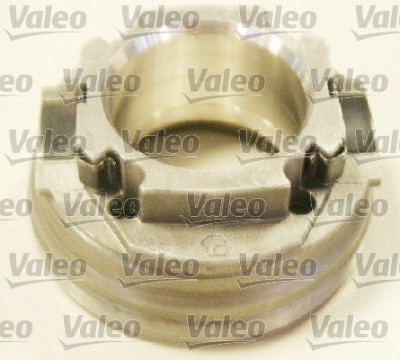 Kit d'embrayage VALEO 826510