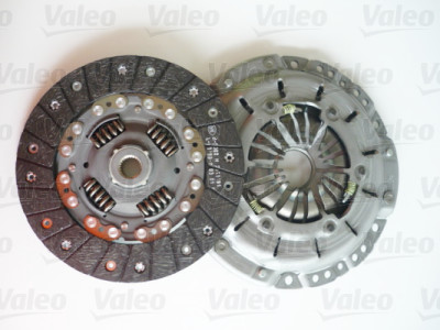 Kit d'embrayage VALEO 826515