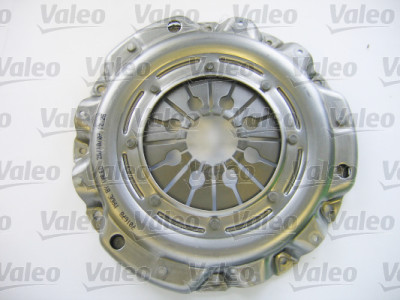 Kit d'embrayage VALEO 826531