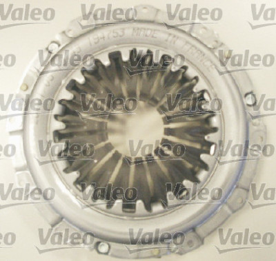 Kit d'embrayage VALEO 826553