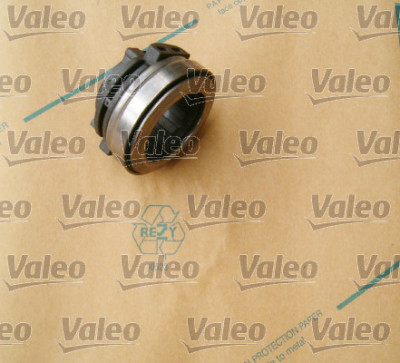 Kit d'embrayage VALEO 826724