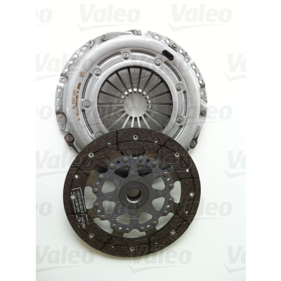Kit d'embrayage VALEO 826744