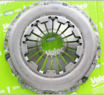 Kit d'embrayage VALEO 826774