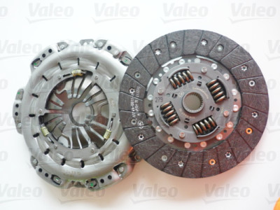 Kit d'embrayage VALEO 828067
