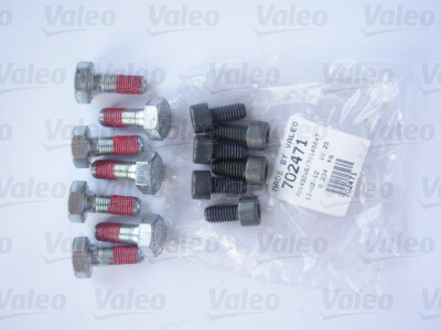 Kit d'embrayage KIT4P. Conversion d'un volant bimasse en volant monomasse VALEO 835077