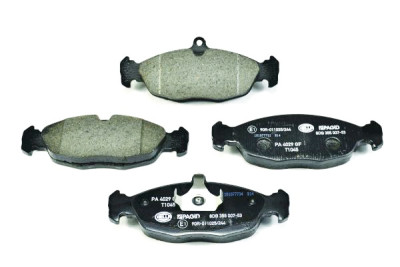 Jeu de plaquettes de frein HELLA 8DB 355 007-531
