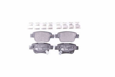 Jeu de plaquettes de frein HELLA 8DB 355 017-331