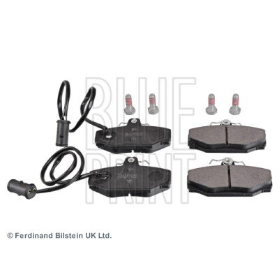 Jeu de 4 plaquettes de frein BLUEPRINT ADJ134246