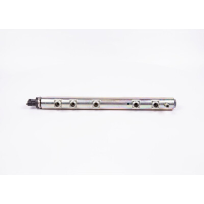 Tube de distributeur, carburant