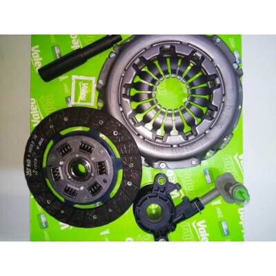 Kit d'embrayage VALEO 834027