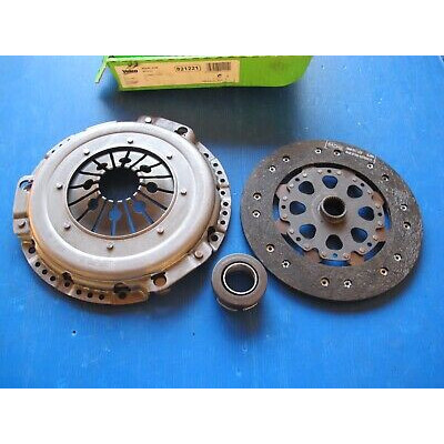 Kit d'embrayage VALEO 82-1221